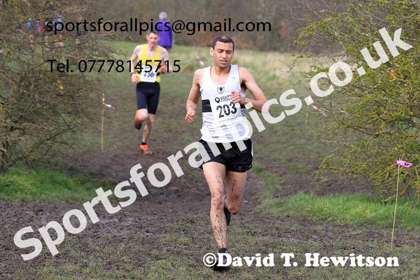 Men 35 to 60 in the 2023 BMAF Cross Country Champs., Wallsend. Photo: David T. Hewitson/Sports for All Pics